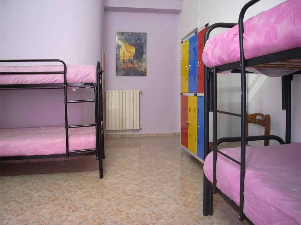 Hostel California Milan Exterior photo