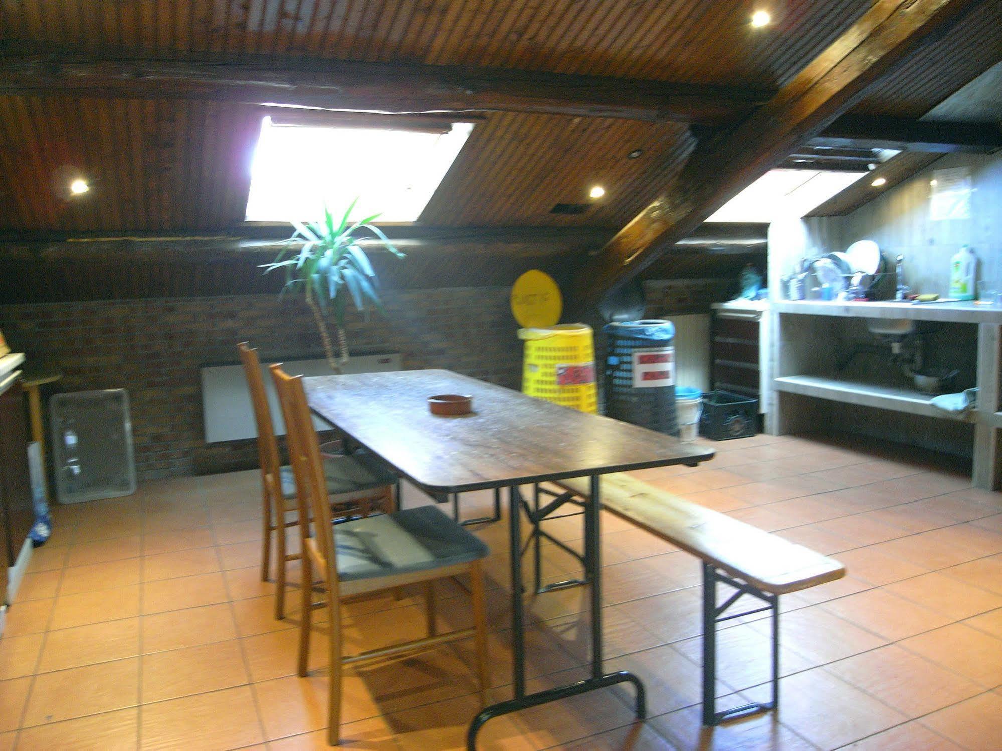 Hostel California Milan Exterior photo